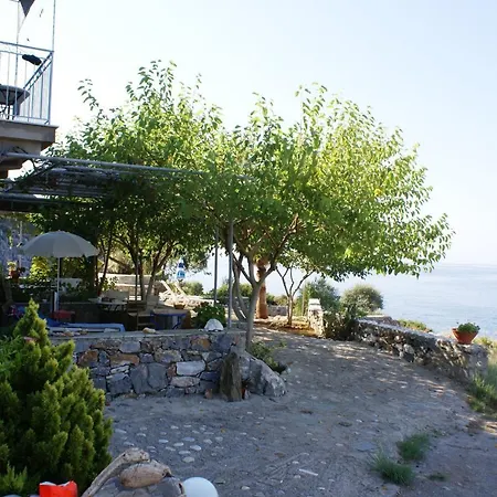 Katafigio Village Apartment *