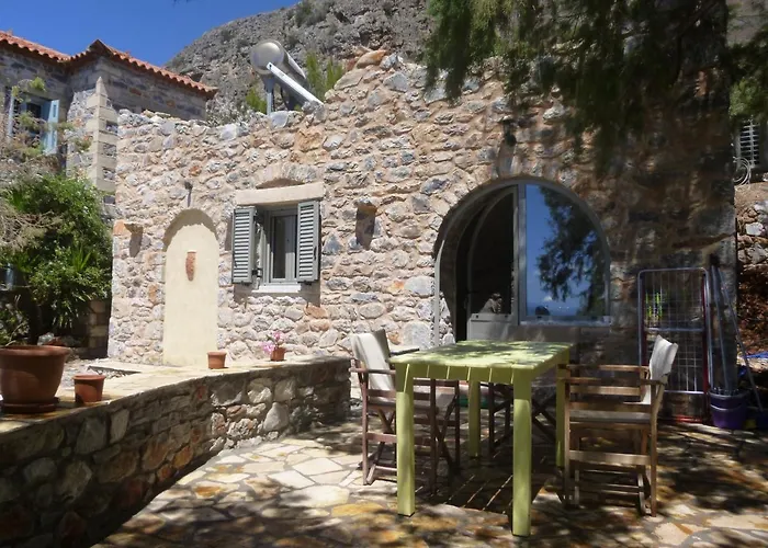 Katafigio Village 公寓 *