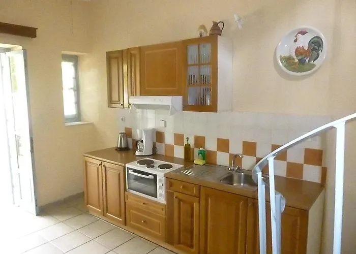 Katafigio Village * Kotronion (West Mani)