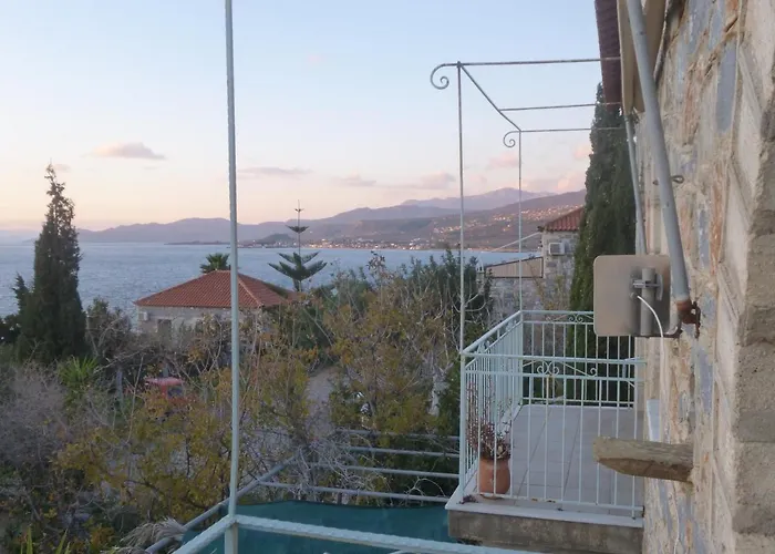 Апартаменты Katafigio Village Kotronion (West Mani)